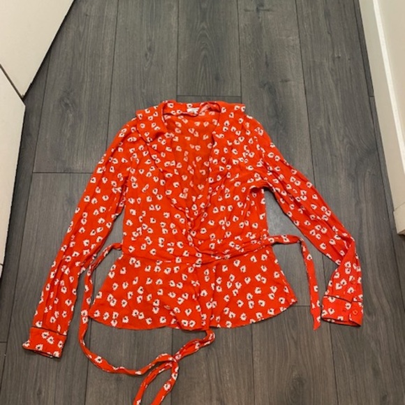 Ganni Floral Crepe Long Sleeve Wrap Red Ruffle Neckline Size EU 36 / US 4 - Picture 2 of 8